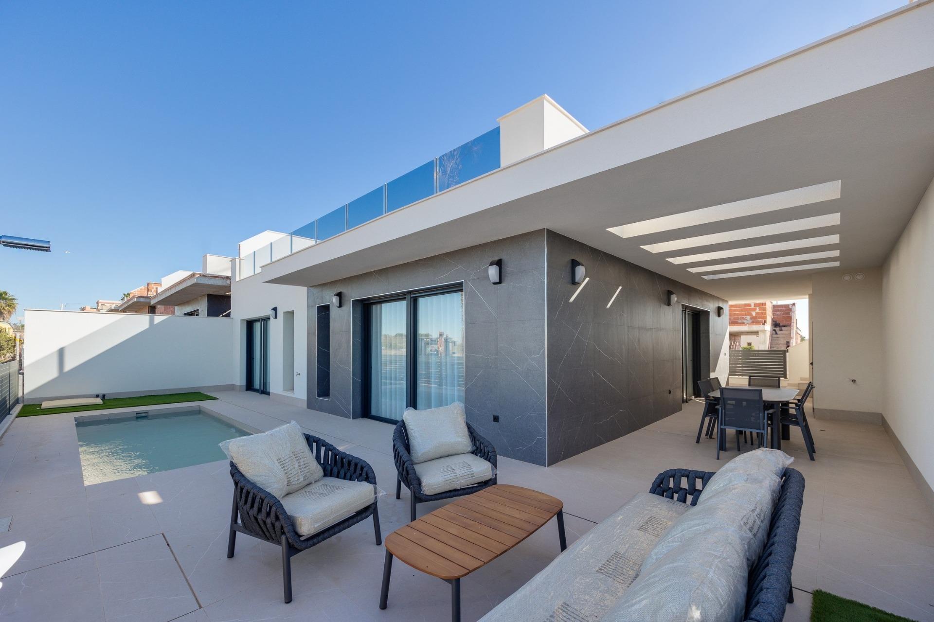 23-1 New Villas for Sale in Torrevieja – 2 km from the Sea