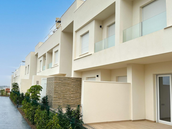New Bungalows in La Finca Golf, Algorfa – Luxury and Nature at the Costa Blanca
