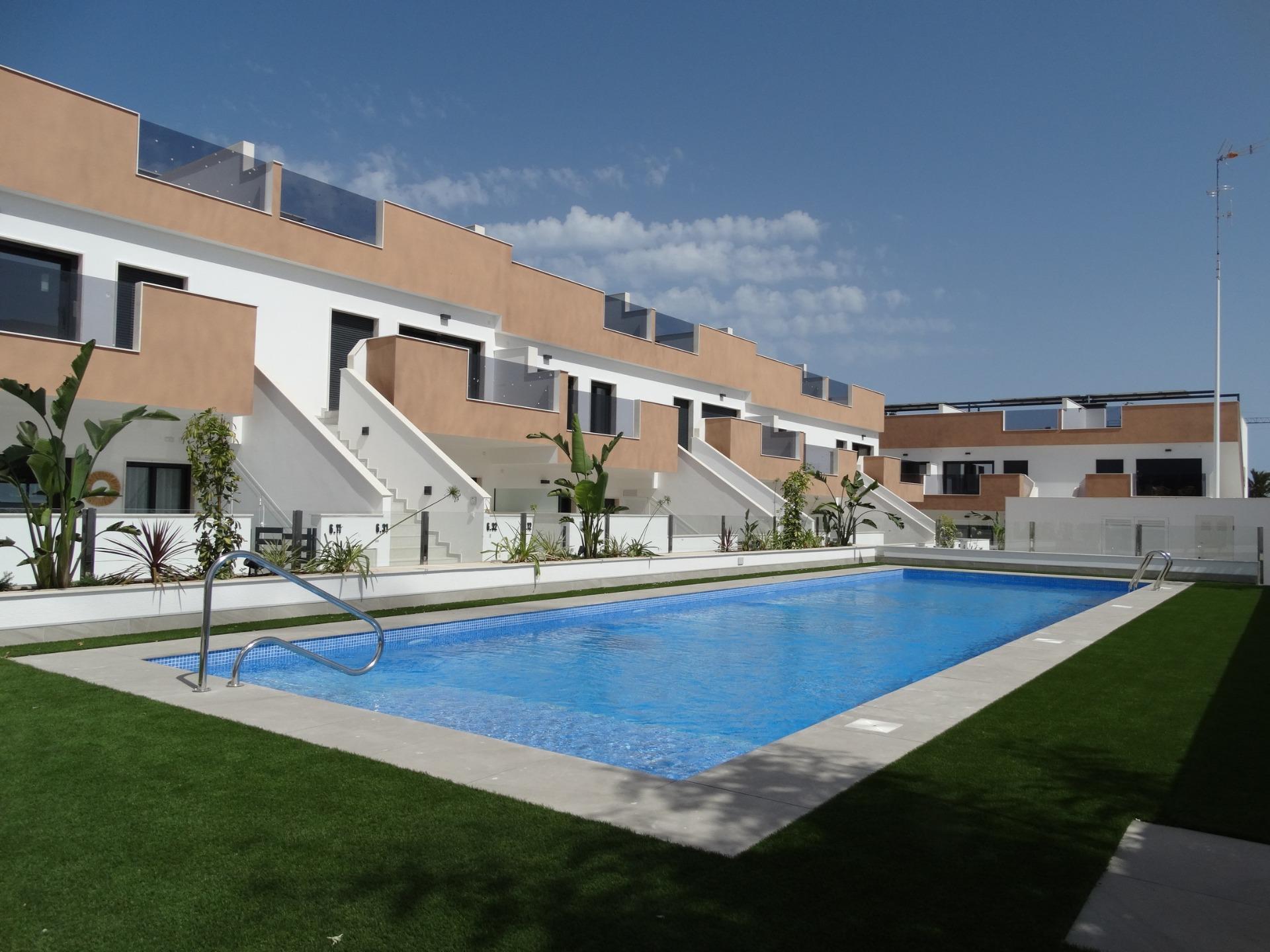 16-1 Modern New Build Bungalows for Sale in Pilar de la Horadada