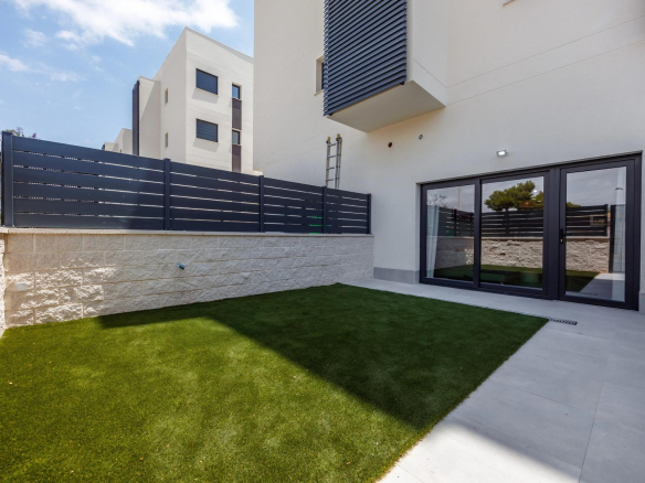 Unique Investment Opportunity in Villajoyosa Costa Blanca North